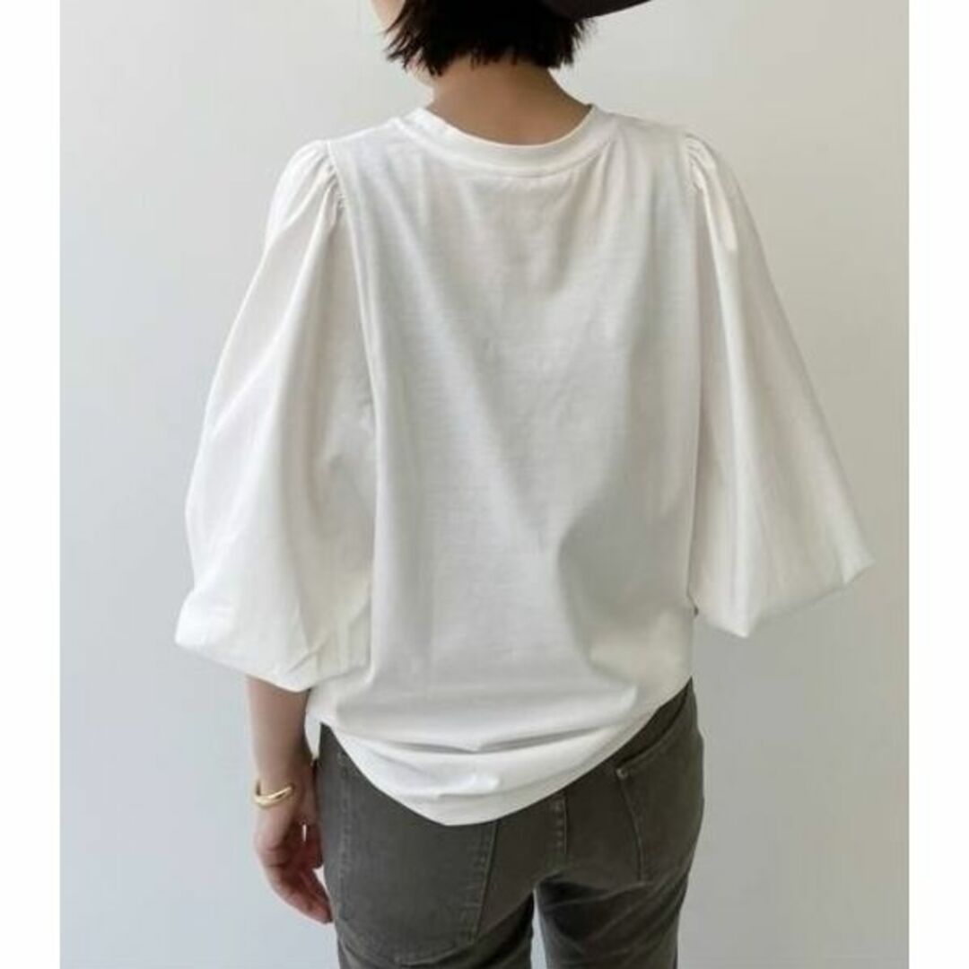 L'Appartement DEUXIEME CLASSE(アパルトモンドゥーズィエムクラス)のL'Appartement Gather Long Sleeve P/O レディースのトップス(シャツ/ブラウス(長袖/七分))の商品写真