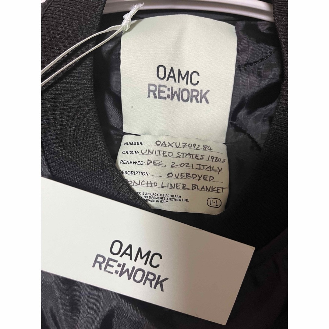 OAMC(オーエーエムシー)のoamc RE:WORK PEACEMAKER SWEATSHIRT メンズのジャケット/アウター(ミリタリージャケット)の商品写真