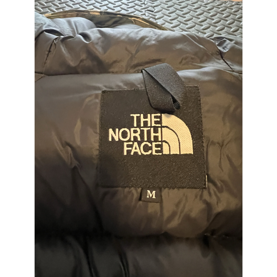 THE NORTH FACE(ザノースフェイス)のThe north face ノースフェイス ダウン　エレバス　M メンズのジャケット/アウター(ダウンジャケット)の商品写真