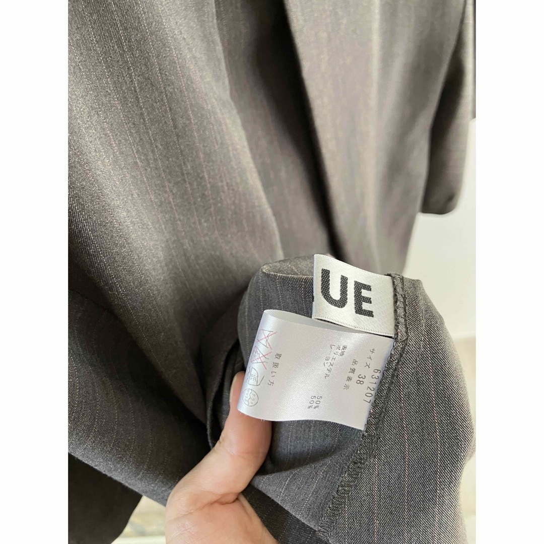 UNIQLO(ユニクロ)の【美品】ルシャンテ EMUE デザインカットソー 38 レディースのトップス(Tシャツ(半袖/袖なし))の商品写真