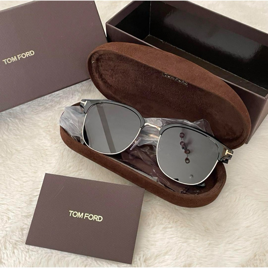 TOM FORD(トムフォード)の美品 箱付 TOM FORD トムフォード サングラス TF890-K メンズのファッション小物(サングラス/メガネ)の商品写真