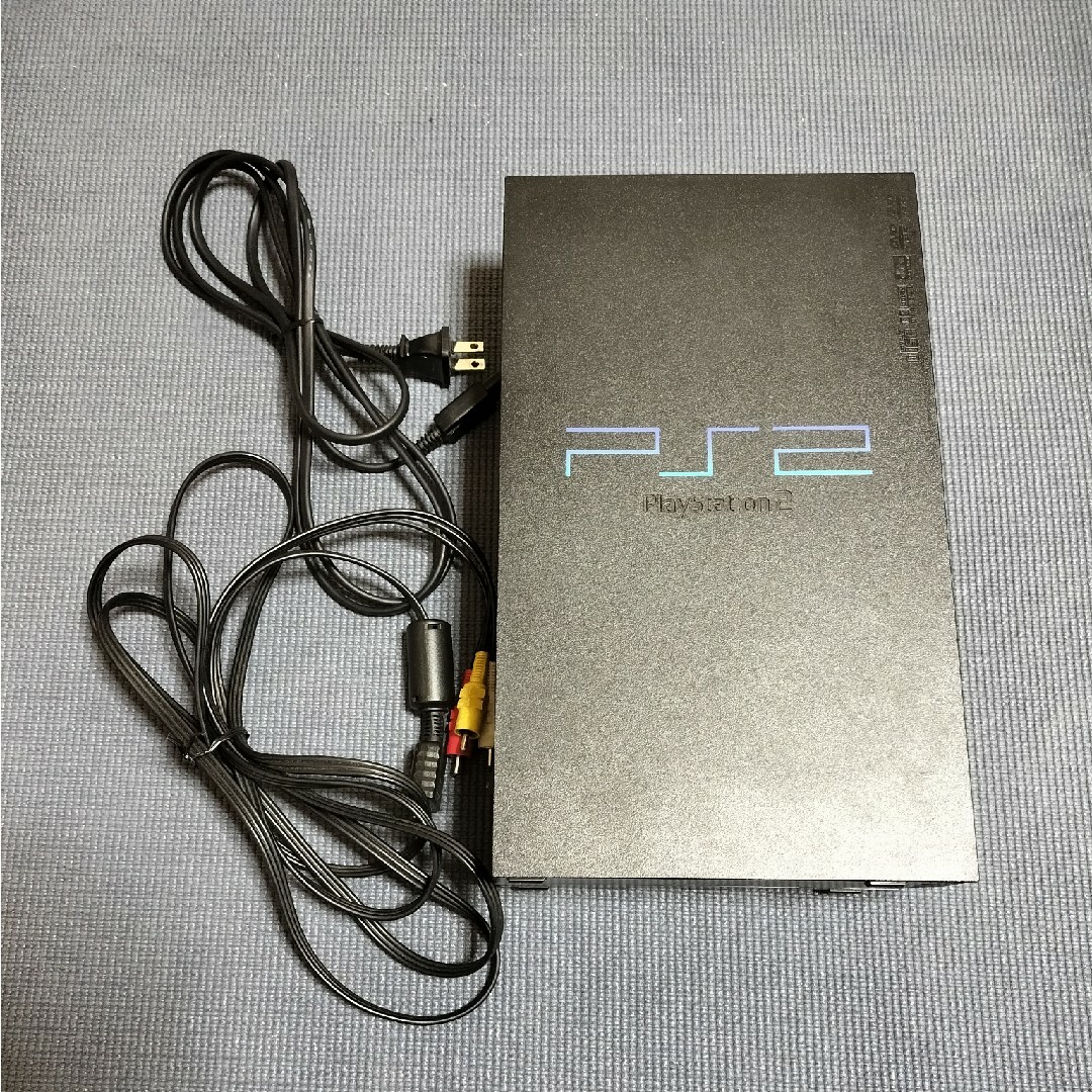 PlayStation2(プレイステーション2)の【ジャンク品】プレイステーション2本体 エンタメ/ホビーのゲームソフト/ゲーム機本体(家庭用ゲーム機本体)の商品写真