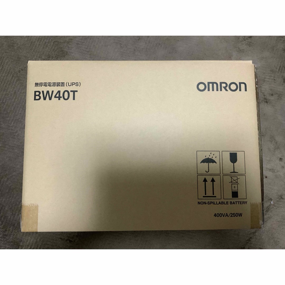 OMRON(オムロン)のOMRON オムロン UPS 無停電電源装置 常時商用給電 正弦波出力 400V スマホ/家電/カメラのPC/タブレット(PC周辺機器)の商品写真