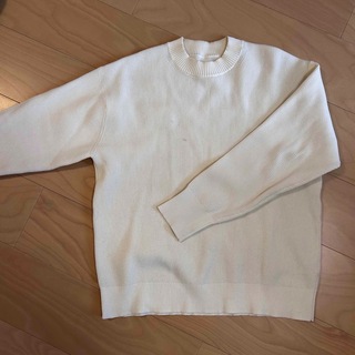 ムジルシリョウヒン(MUJI (無印良品))の無印良品　オフホワイトセーター(ニット/セーター)