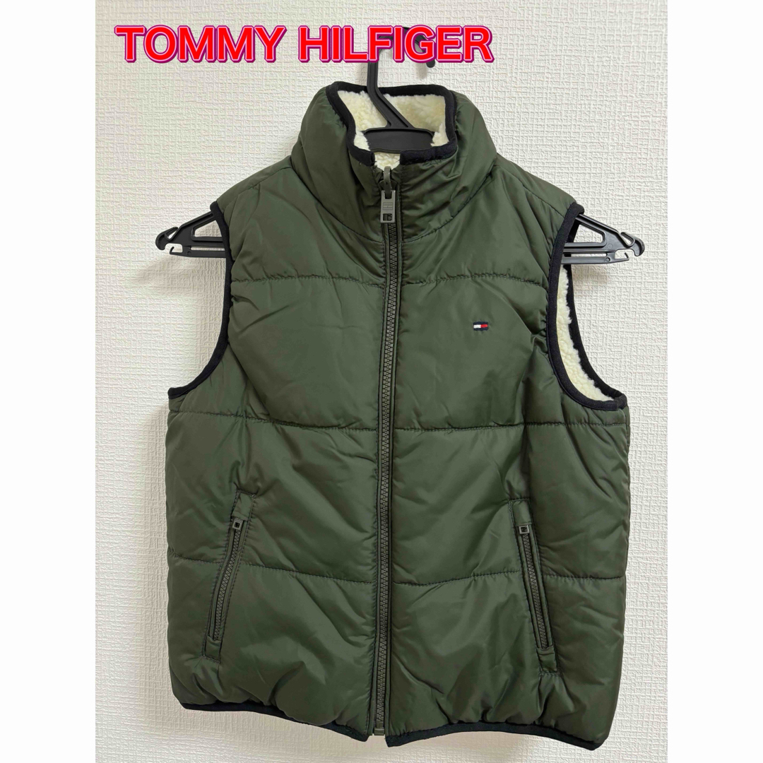 TOMMY HILFIGER(トミーヒルフィガー)のトミーヒルフィガー　キッズ　アウター　ダウンベスト　128  リバーシブル キッズ/ベビー/マタニティのキッズ服男の子用(90cm~)(ジャケット/上着)の商品写真