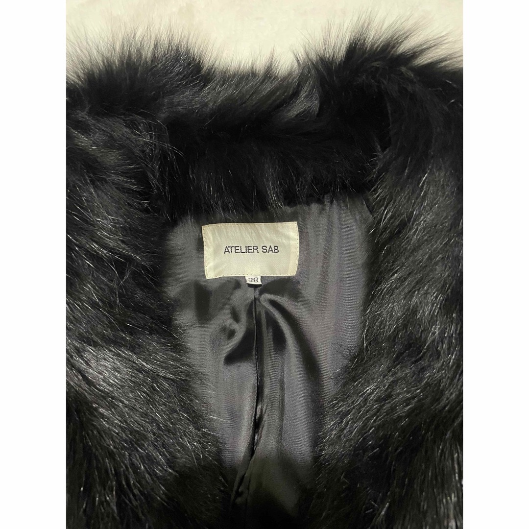 ATELIER SAB(アトリエサブ)のアトリエサブ　ロングコート　アンゴラ混　フォックスファー　ブラック　S〜M レディースのジャケット/アウター(ロングコート)の商品写真