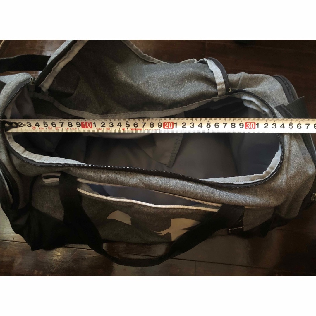 UNDER ARMOUR(アンダーアーマー)のアンダーアーマー  サブバッグ　スポーツ　通学 メンズのバッグ(ボストンバッグ)の商品写真
