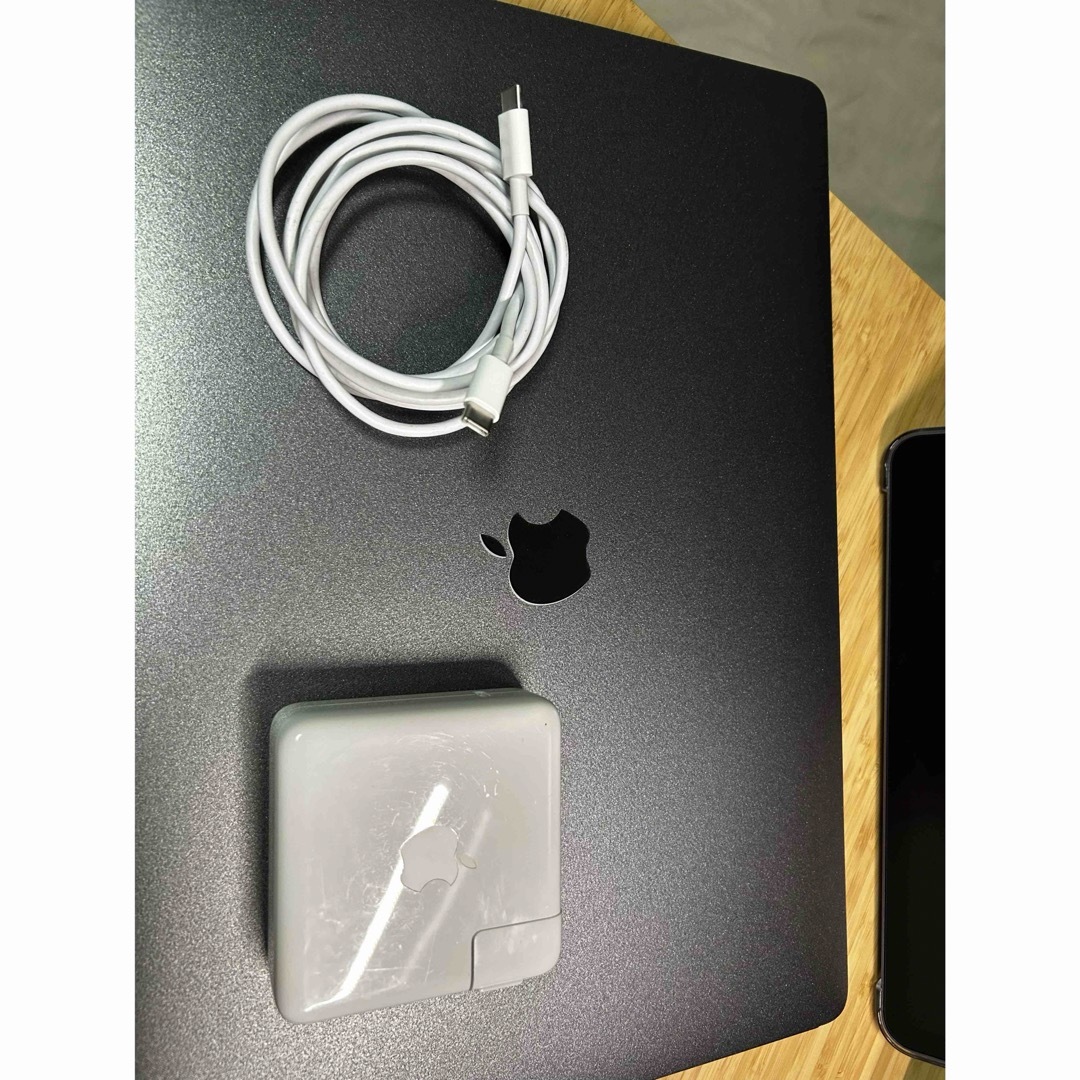Apple(アップル)の【値下げ】MacBook Pro 16インチ 1TB  スマホ/家電/カメラのPC/タブレット(ノートPC)の商品写真