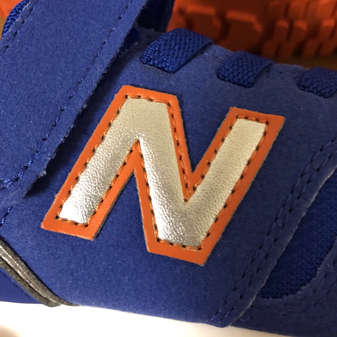 New Balance(ニューバランス)の新品 箱入り 18.5㎝ ニューバランス スニーカー キッズ/ベビー/マタニティのキッズ靴/シューズ(15cm~)(スニーカー)の商品写真