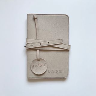 ＊新品＊【BAISIK】母子手帳ケース オムツケース マルチケース(母子手帳ケース)