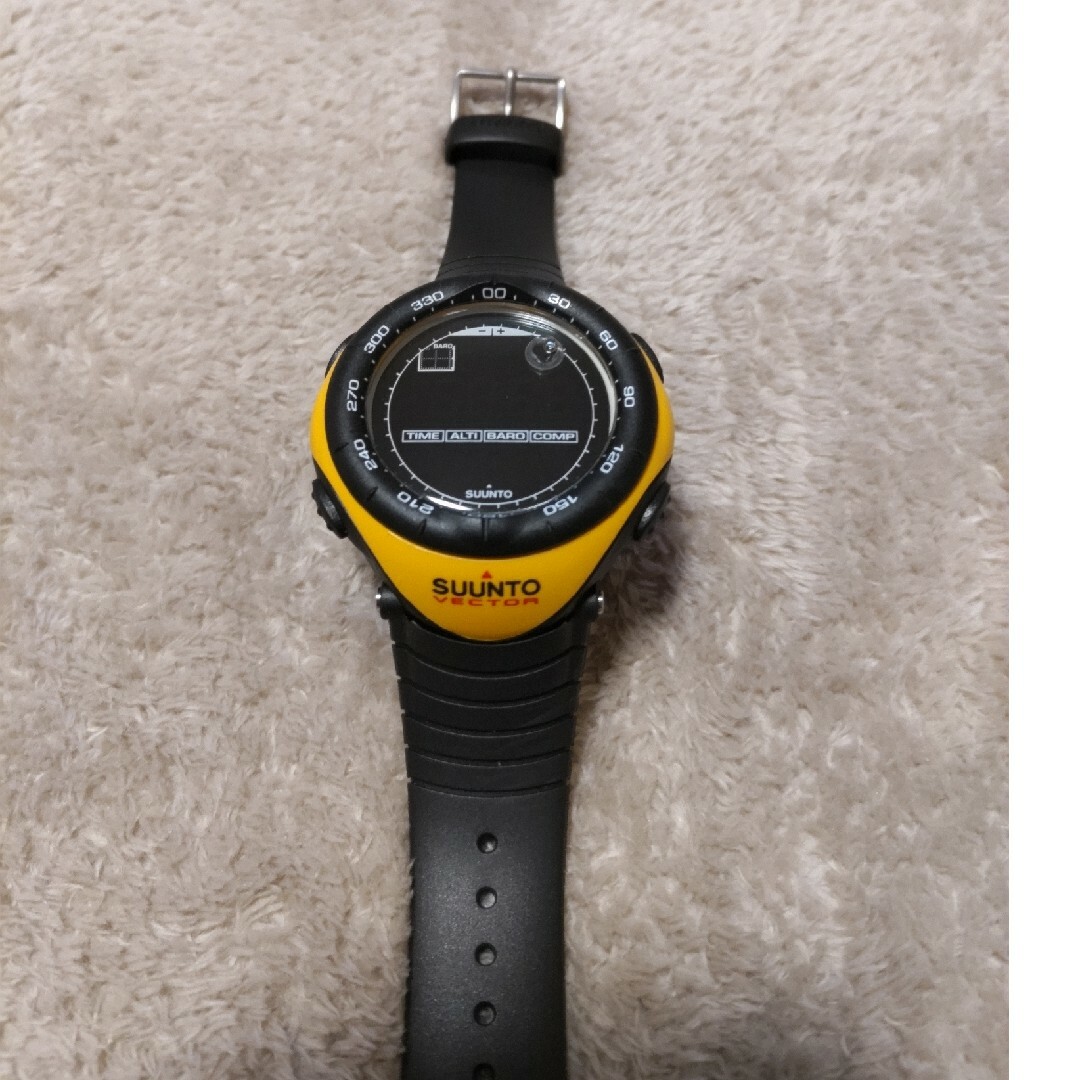 SUUNTO(スント)のスントベクター  イエロー メンズの時計(腕時計(デジタル))の商品写真