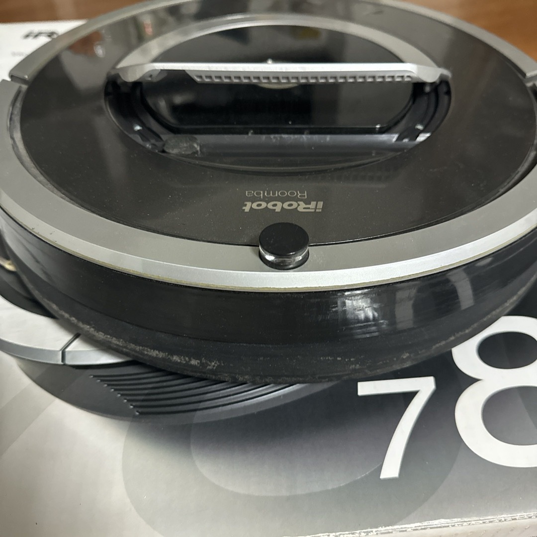 iRobot(アイロボット)のiRobot Roomba 780 ロボット掃除機（アイロボット ルンバ 780 スマホ/家電/カメラの生活家電(掃除機)の商品写真