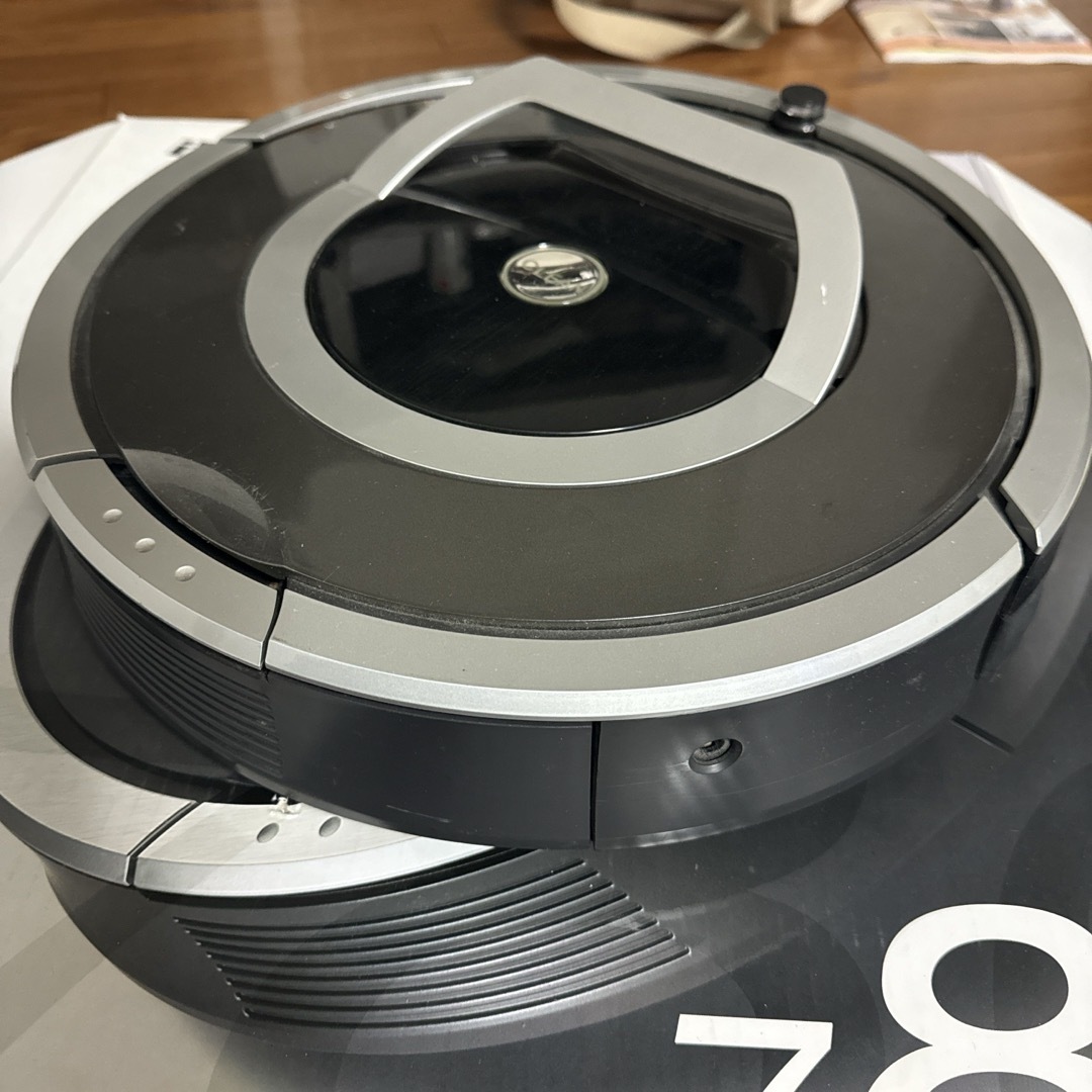 iRobot(アイロボット)のiRobot Roomba 780 ロボット掃除機（アイロボット ルンバ 780 スマホ/家電/カメラの生活家電(掃除機)の商品写真