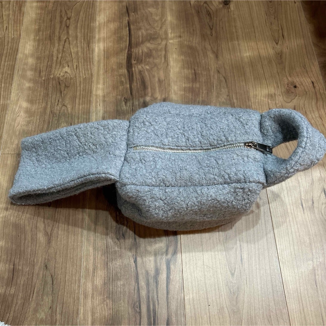 【美品】 yay minimal boa wool bag レディースのバッグ(ハンドバッグ)の商品写真