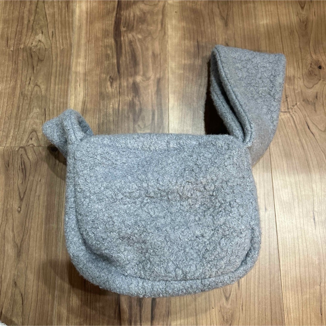 【美品】 yay minimal boa wool bag レディースのバッグ(ハンドバッグ)の商品写真