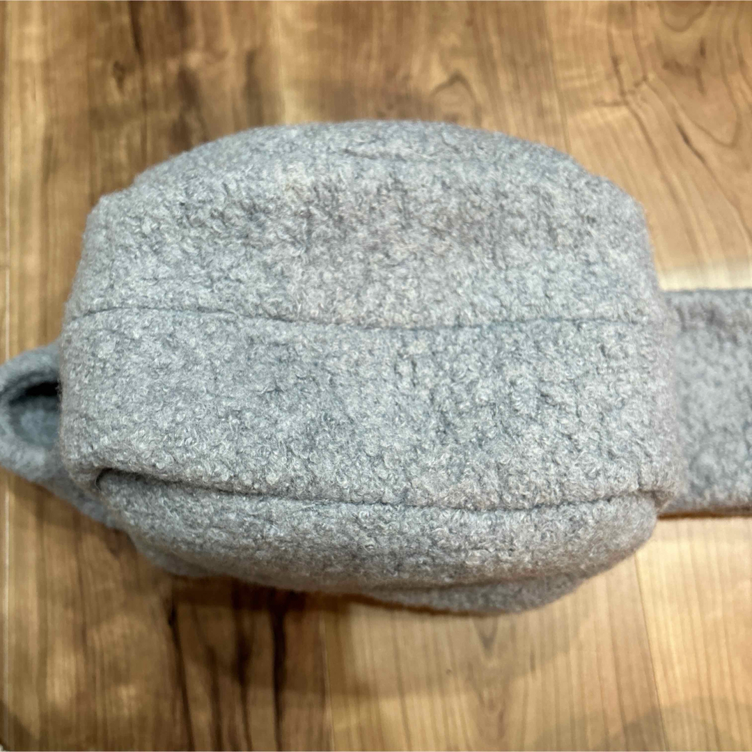 【美品】 yay minimal boa wool bag レディースのバッグ(ハンドバッグ)の商品写真