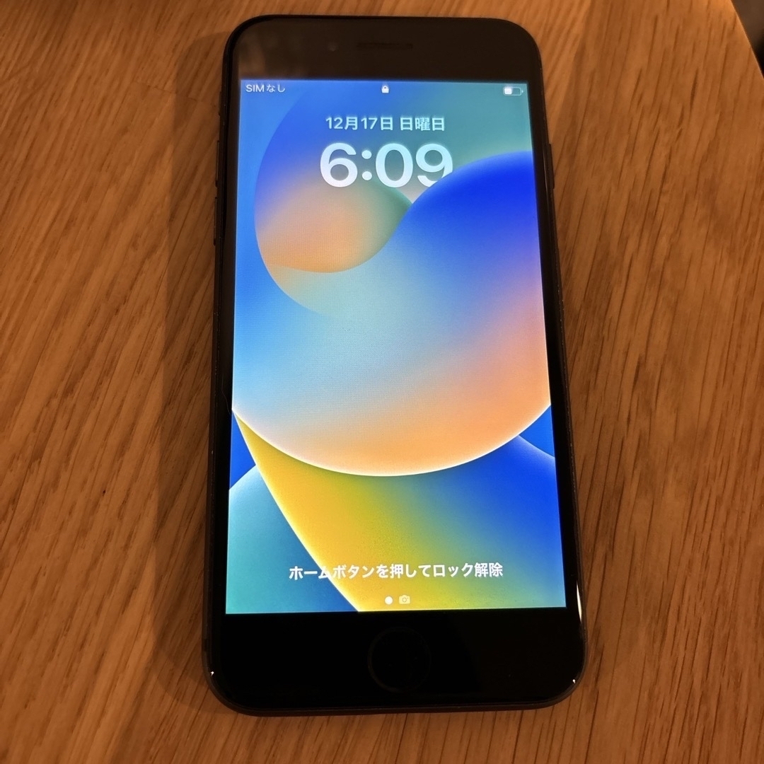 iPhone(アイフォーン)のiPhone8 64GB スペースグレイ　SIMフリー スマホ/家電/カメラのスマートフォン/携帯電話(スマートフォン本体)の商品写真