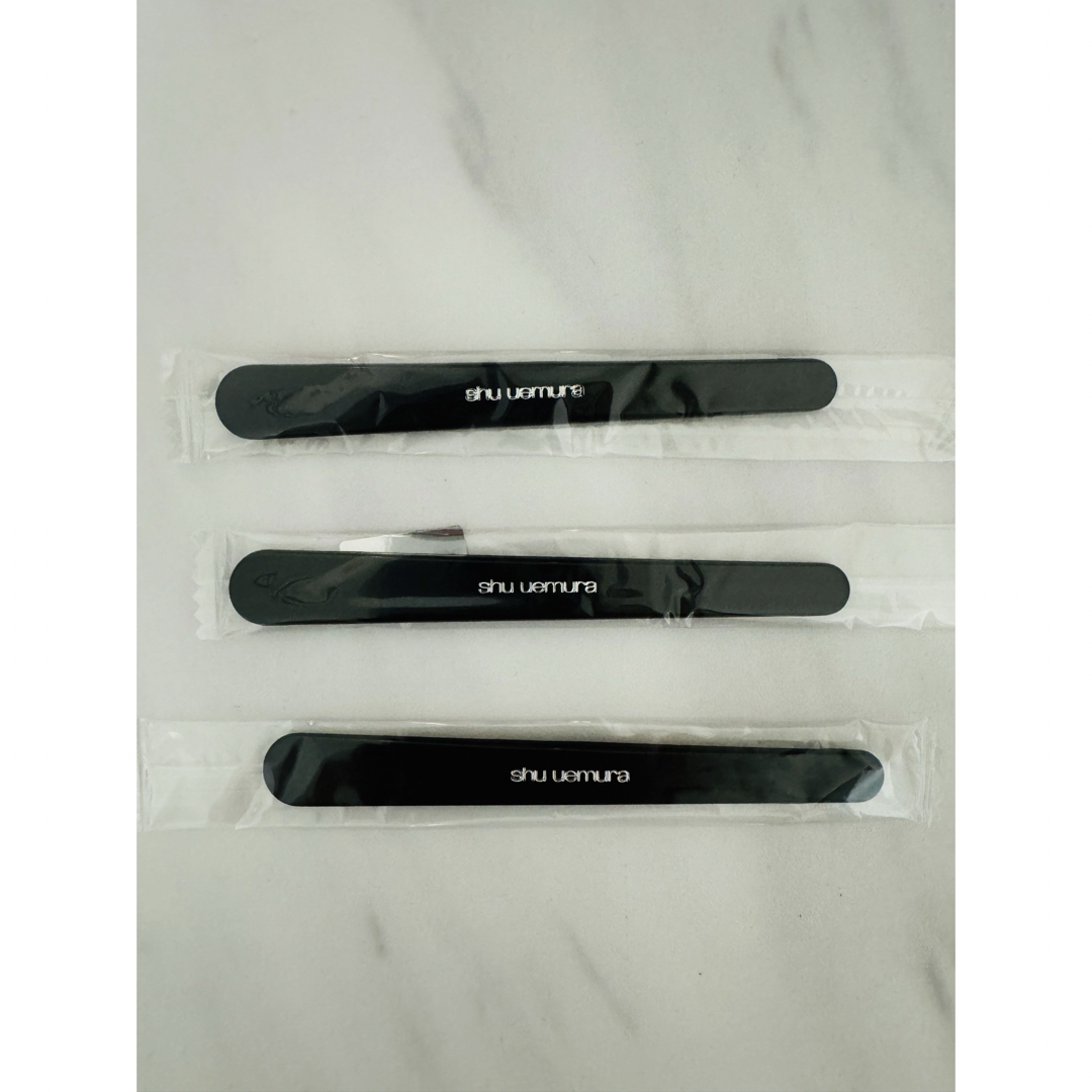 shu uemura(シュウウエムラ)の【新品・未使用】shu uemura スパチュラ 3本＋ショップバッグ(非売品) コスメ/美容のメイク道具/ケアグッズ(その他)の商品写真