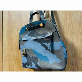 FURLA(ブルー・ネイビー/青色系)のフリマアイテム一覧 FURLA(ブルー・ネイビー/青色系)のフリマアイテム一覧