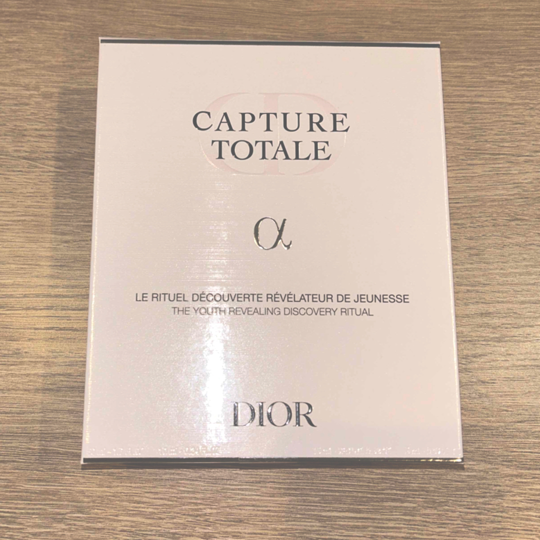 Dior(ディオール)のDIOR カプチュール トータル ディスカバリー キット コスメ/美容のキット/セット(コフレ/メイクアップセット)の商品写真