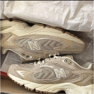 ニューバランス(New Balance)のニューバランス　725(スニーカー)