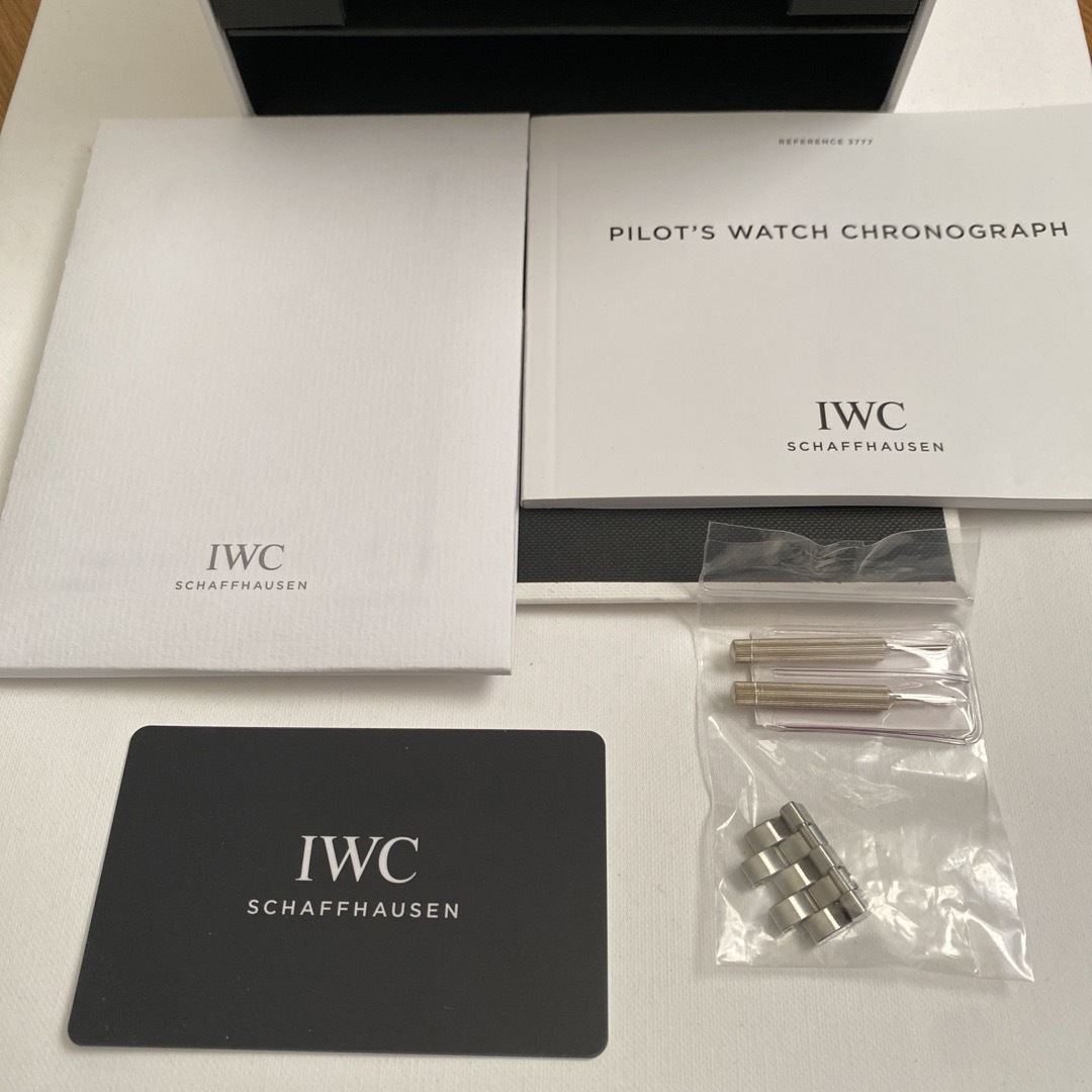 IWC(インターナショナルウォッチカンパニー)のIWC 【型番】IW377710 パイロット・ウォッチ・クロノグラフ 黒 メンズの時計(腕時計(アナログ))の商品写真