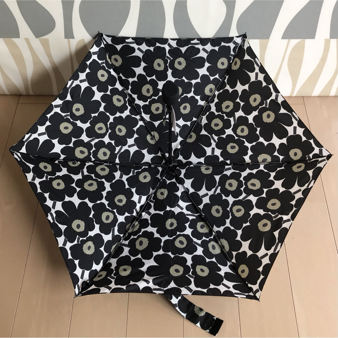 marimekko(マリメッコ)の新品 marimekko マリメッコ 折り畳み傘 ウニッコ ブラック レディースのファッション小物(傘)の商品写真