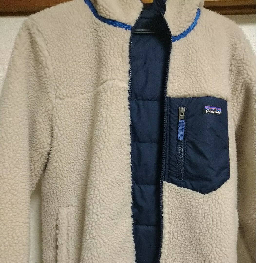 patagonia(パタゴニア)のパタゴニア　キッズ　フリース レディースのジャケット/アウター(ダウンジャケット)の商品写真