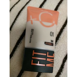 メイベリン(MAYBELLINE)のメイベリン フィットミー フレッシュ ティント 01(30ml)(化粧下地)