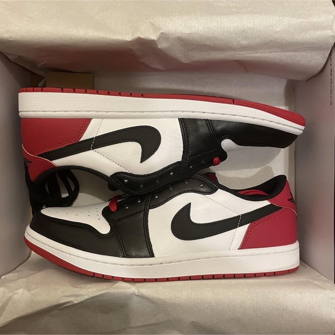 Jordan Brand（NIKE）(ジョーダン)のNIKE AIR JORDAN 1 RETRO LOW OG BLACK TOE メンズの靴/シューズ(スニーカー)の商品写真