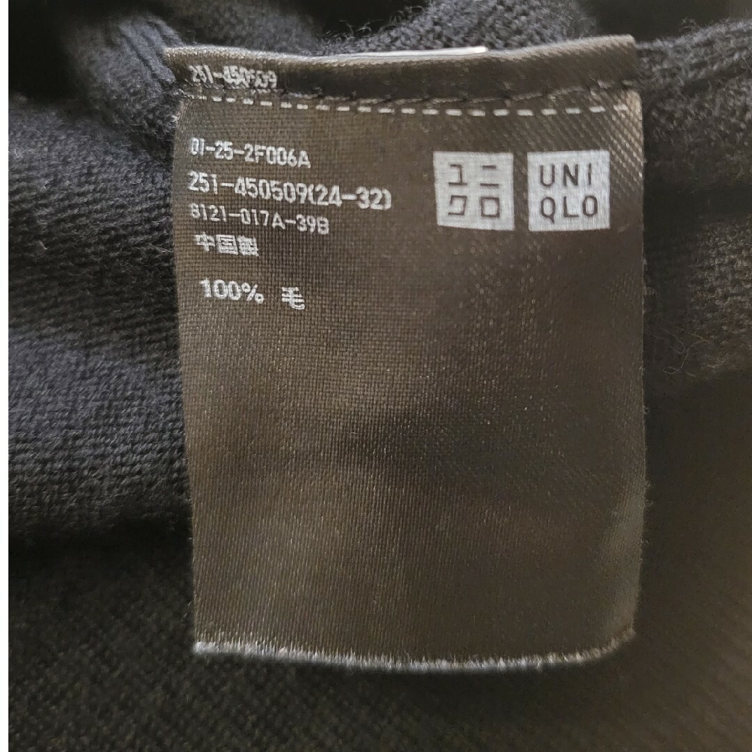 UNIQLO(ユニクロ)のユニクロ　ウール　毛　100%　ブラック　Uネック レディースのトップス(ニット/セーター)の商品写真