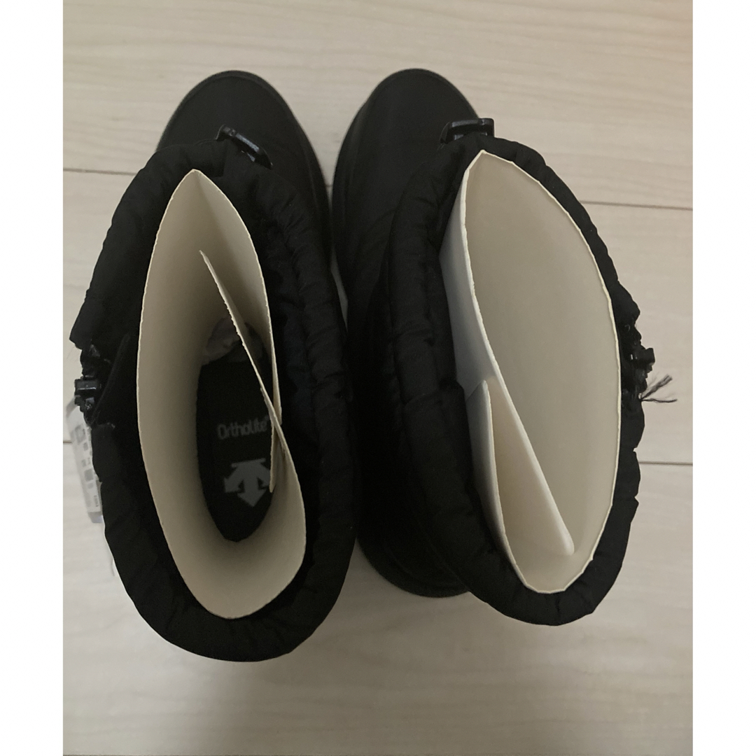 DESCENTE(デサント)の新品　デサントブーツ　靴　ブラック　25 防水　DESCENTE レディースの靴/シューズ(ブーツ)の商品写真