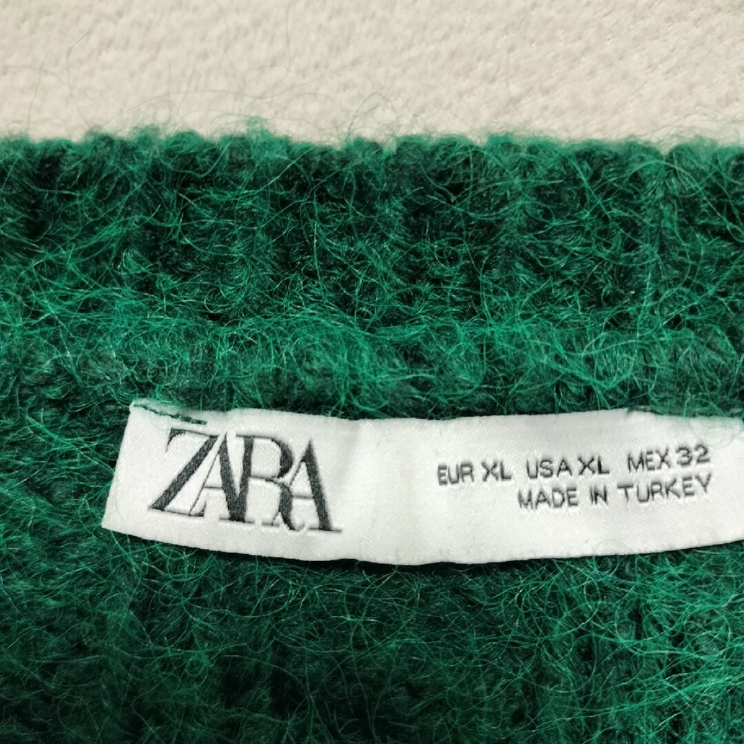 ZARA(ザラ)のZARA ニット　カーディガン レディースのトップス(ニット/セーター)の商品写真