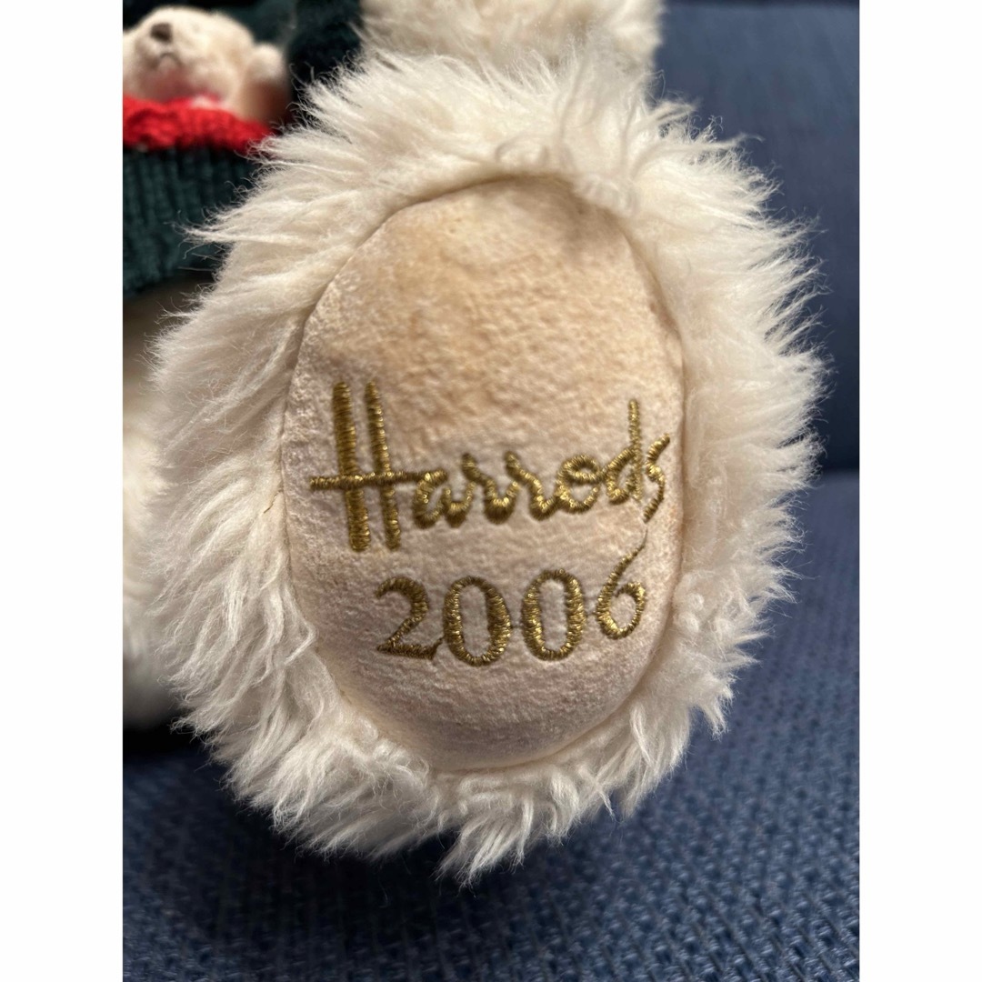 Harrods(ハロッズ)のハロッズイヤーベア＊2006年アレキサンダー エンタメ/ホビーのおもちゃ/ぬいぐるみ(ぬいぐるみ)の商品写真