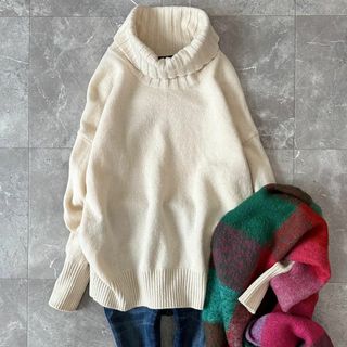 シップス(SHIPS)の美品 シップス SHIPS ウールカシミヤタートルネックニット ナチュラル(ニット/セーター)