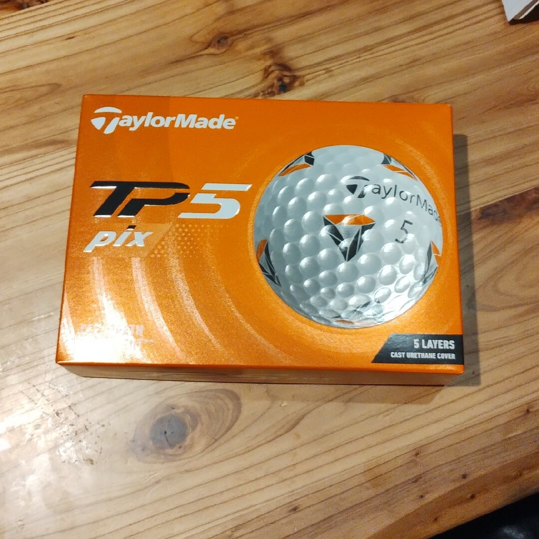 TaylorMade(テーラーメイド)のテーラーメイド TP5 PIX  1ダース(12球入) ゴルフボール 公認球 2 スポーツ/アウトドアのゴルフ(その他)の商品写真
