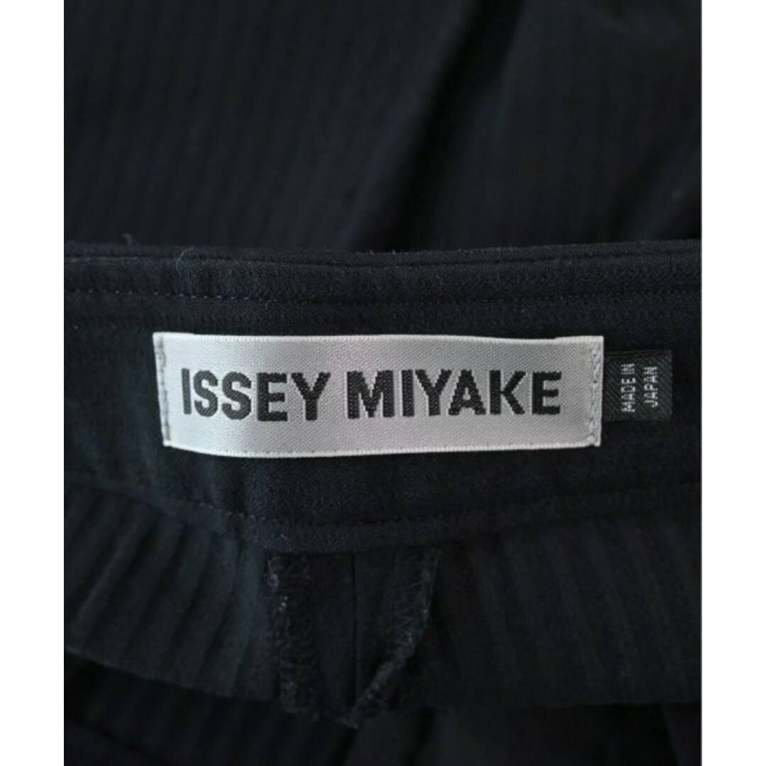 ISSEY MIYAKE(イッセイミヤケ)のISSEY MIYAKE イッセイミヤケ パンツ（その他） -(M位) 黒 【古着】【中古】 メンズのパンツ(その他)の商品写真