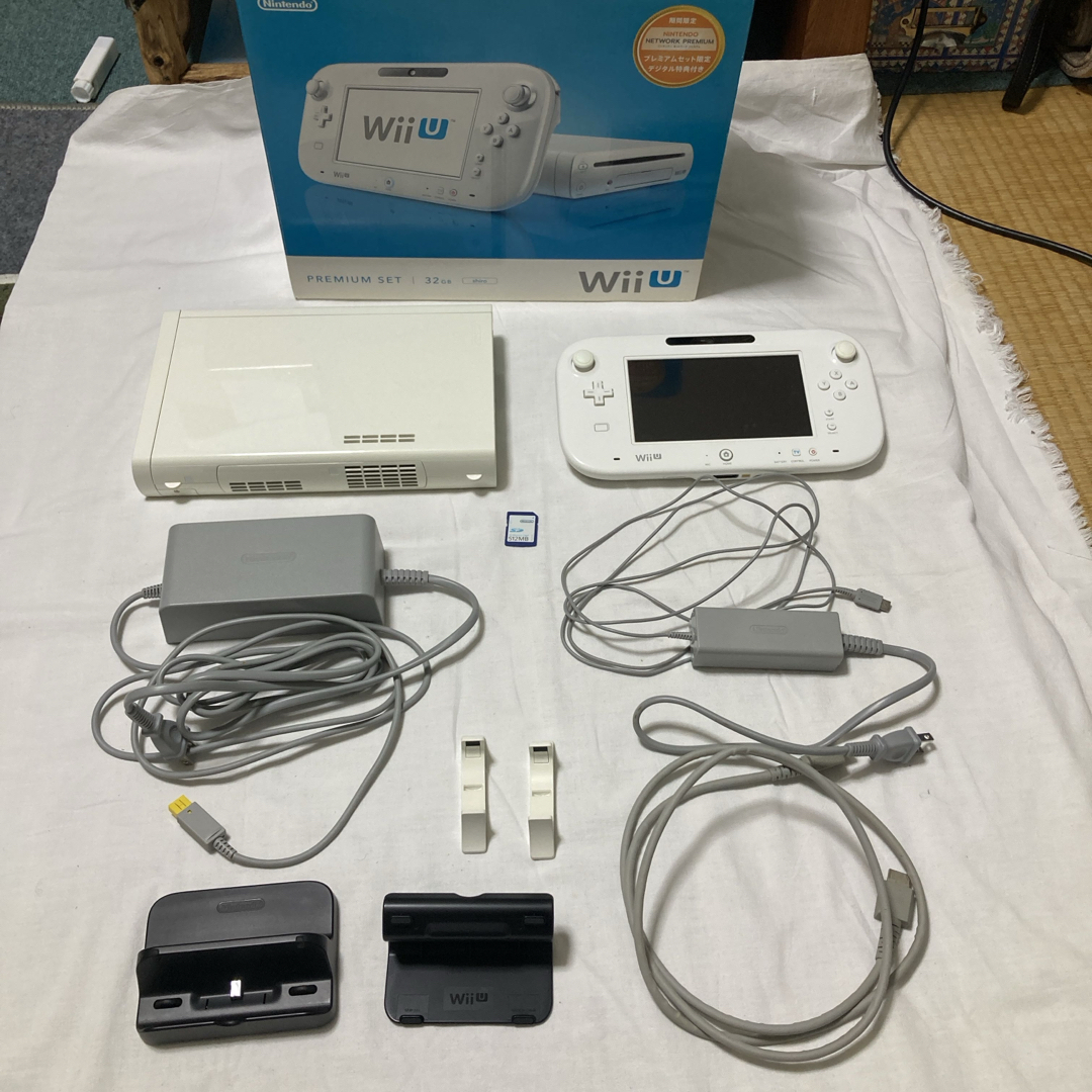 ゲームソフトゲーム機本体Nintendo Wii U プレミアムセット SHIRO