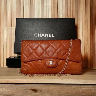 シャネル(CHANEL)の【 24時までの特別価格✧︎箱付き 】CHANELマトラッセ チェーン付き長財布(財布)