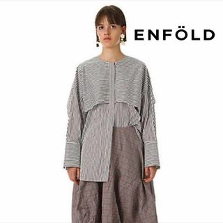 エンフォルド(ENFOLD)の【送料無料】ENFOLDケープデザインストライプシャツsize38 エンフォルド(シャツ/ブラウス(長袖/七分))