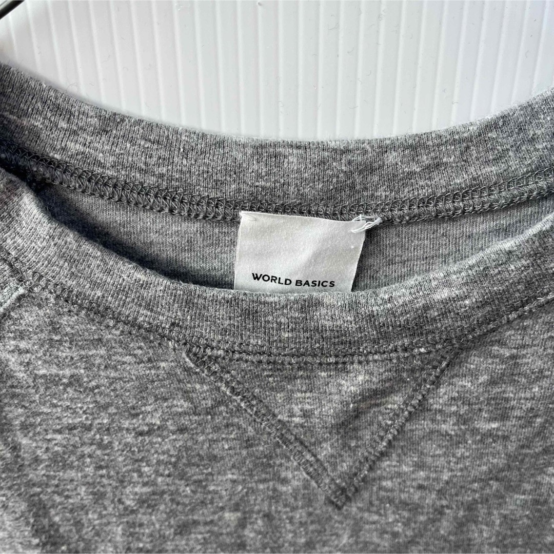 WORLD BASIC(ワールドベーシック)のWORLD BASICS ロンT グレー レディースのトップス(Tシャツ(長袖/七分))の商品写真