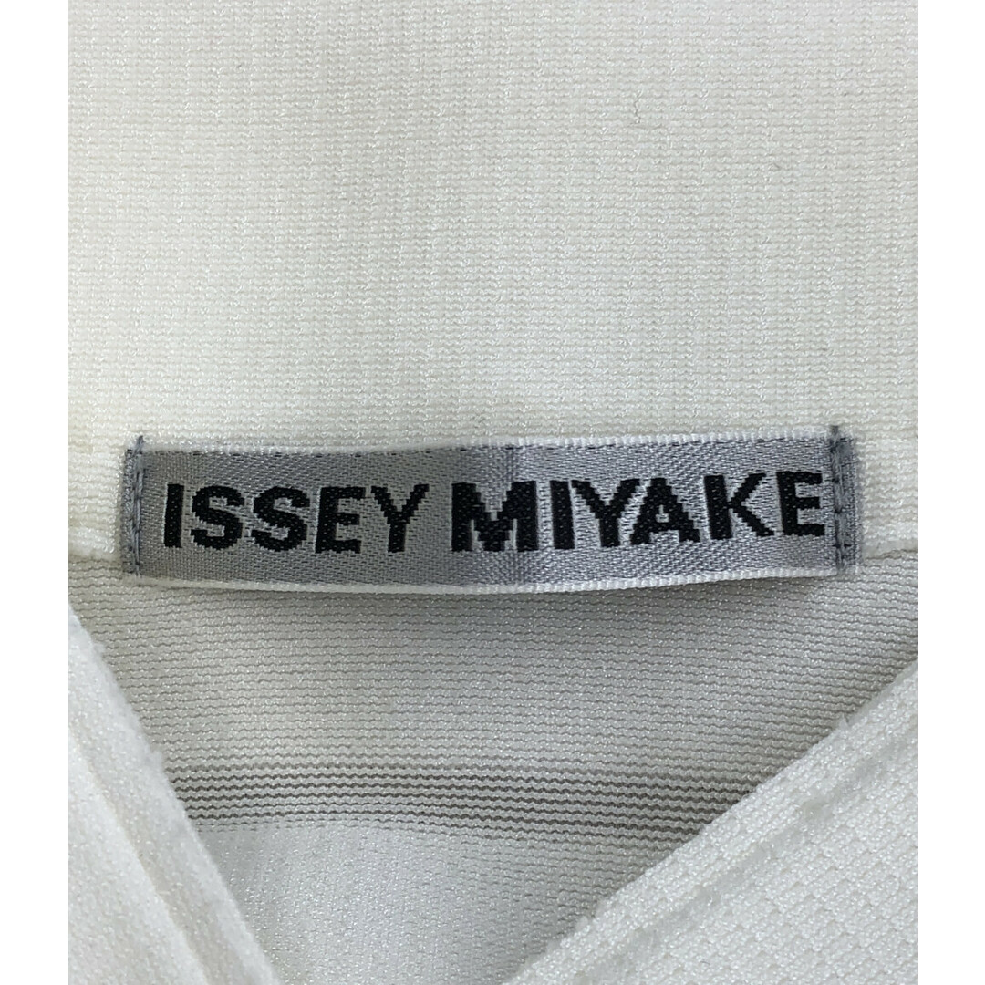 ISSEY MIYAKE(イッセイミヤケ)のイッセイミヤケ ISSEY MIYAKE ジャケット    レディース 2 レディースのジャケット/アウター(その他)の商品写真