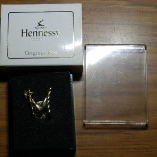 ヘネシー(ヘネシー)のヘネシー　オリジナル　ピンバッジ　ゴールド　Hennessy Pins(ネクタイ)