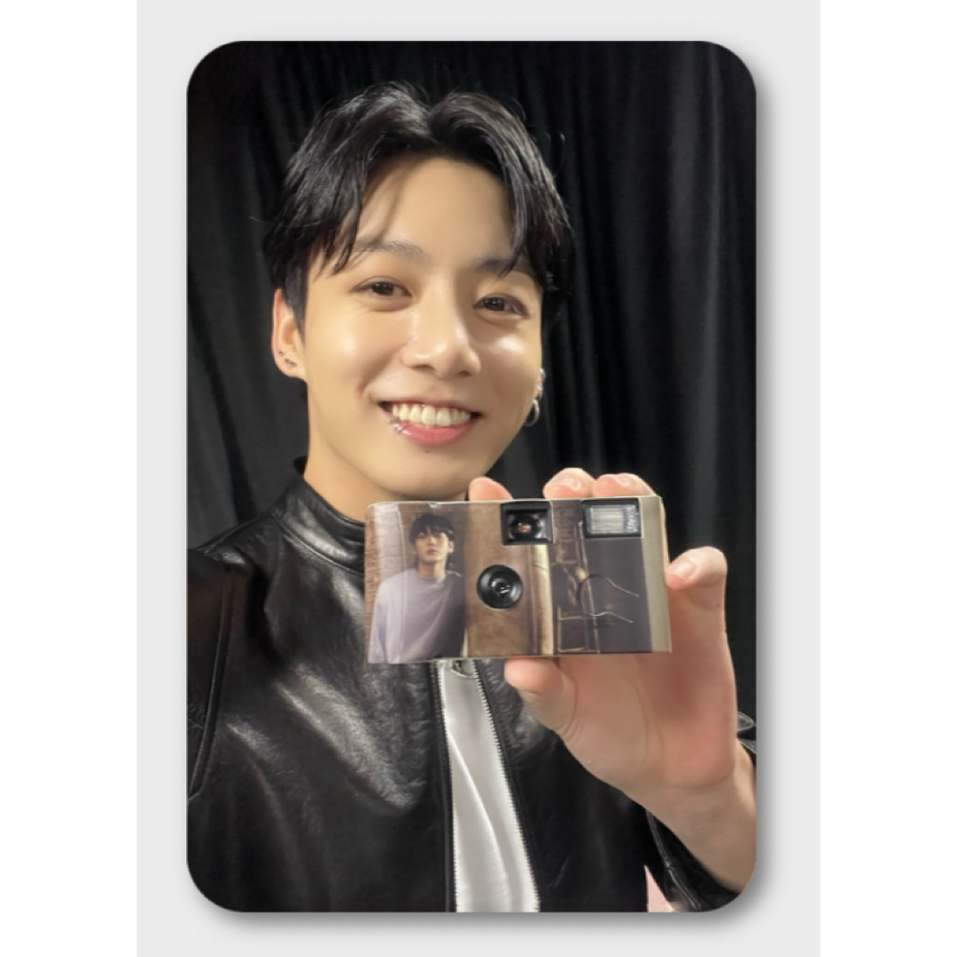 防弾少年団(BTS)(ボウダンショウネンダン)のトレカ BTS 韓流ショップ品 ジミン テテ ジョングク golden 3D エンタメ/ホビーのタレントグッズ(アイドルグッズ)の商品写真