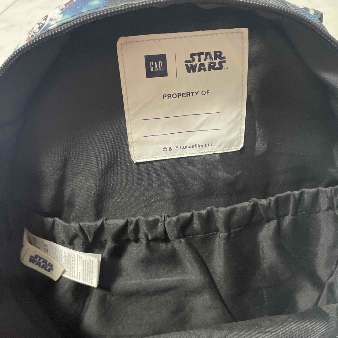 GAP Kids(ギャップキッズ)のGapKids STAR WARS柄　キッズリュック キッズ/ベビー/マタニティのこども用バッグ(リュックサック)の商品写真