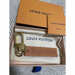 ルイヴィトン(LOUIS VUITTON)のLOUIS VUITTON × Supreme キーホルダー(キーホルダー)