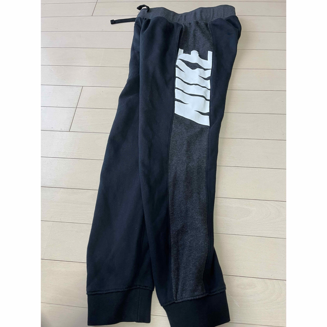 NIKE(ナイキ)のNIKE 140〜150 キッズ/ベビー/マタニティのキッズ服男の子用(90cm~)(パンツ/スパッツ)の商品写真