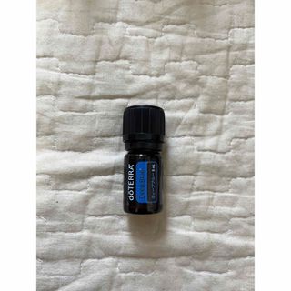 ドテラ(doTERRA)の新品未開封　ドテラ　doTERRA ディープブルー　5ml(エッセンシャルオイル（精油）)