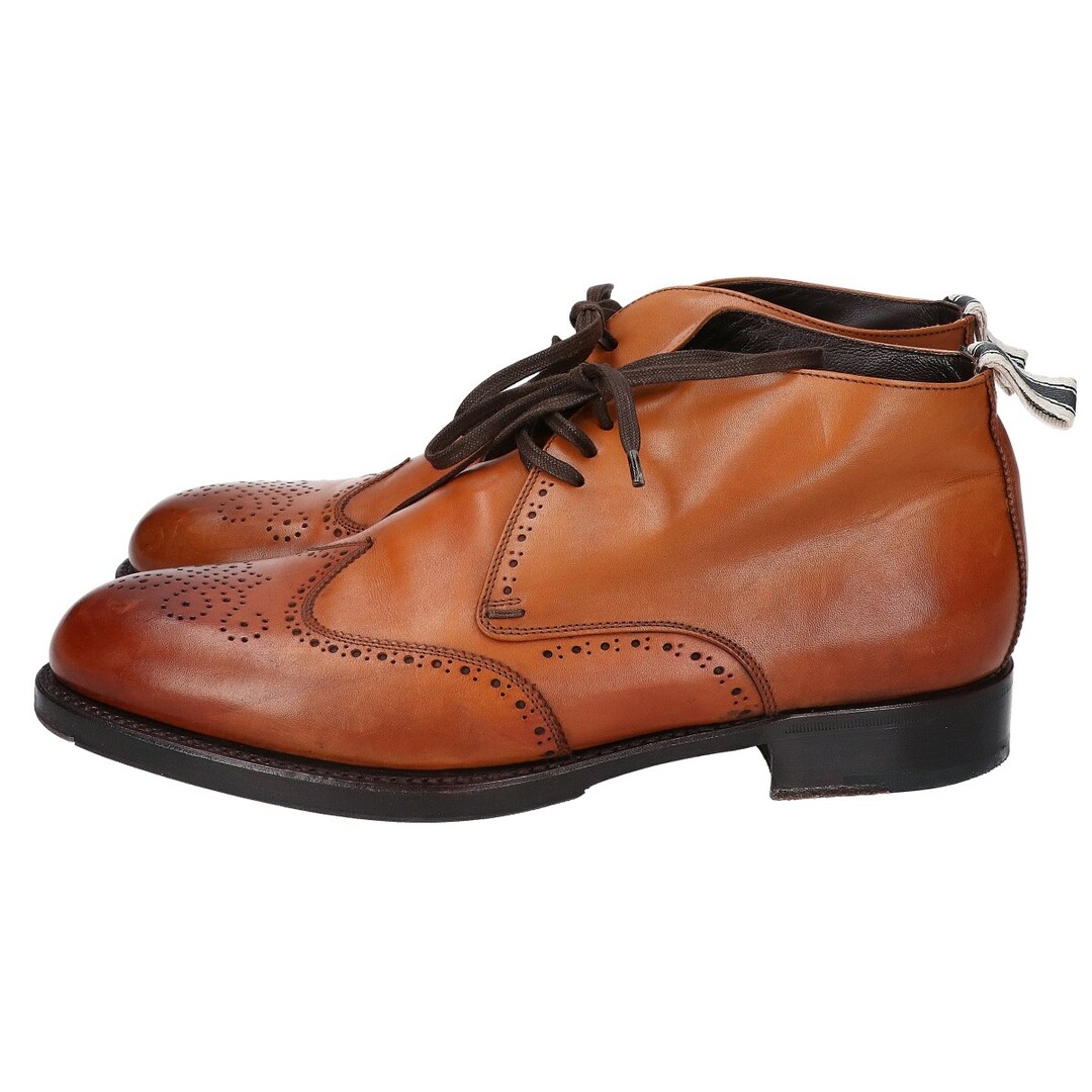 Salvatore Ferragamo(サルヴァトーレフェラガモ)のサルヴァトーレフェラガモ 13082 ウイングチップ ブローグ チャッカブーツ 7 1/2EE メンズの靴/シューズ(ブーツ)の商品写真