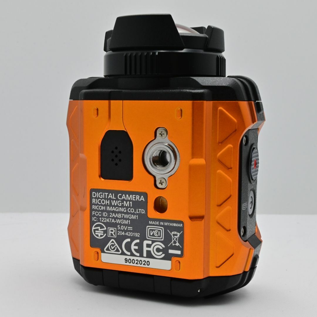 リコー　RICOH 防水アクションカメラ WG-M1 オレンジ WG-M1 スマホ/家電/カメラのカメラ(ビデオカメラ)の商品写真